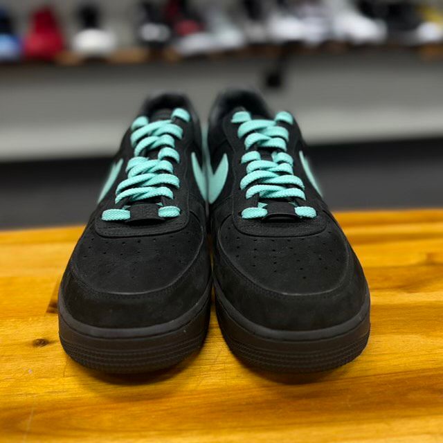 Nike Air Force 1 Low Tiffany & Co. 1837 - Preowned