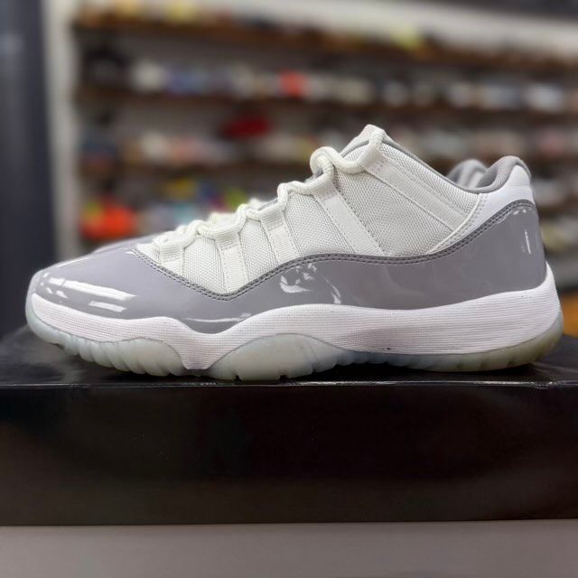 Jordan 11 Retro Low Cement Grey - Preowned
