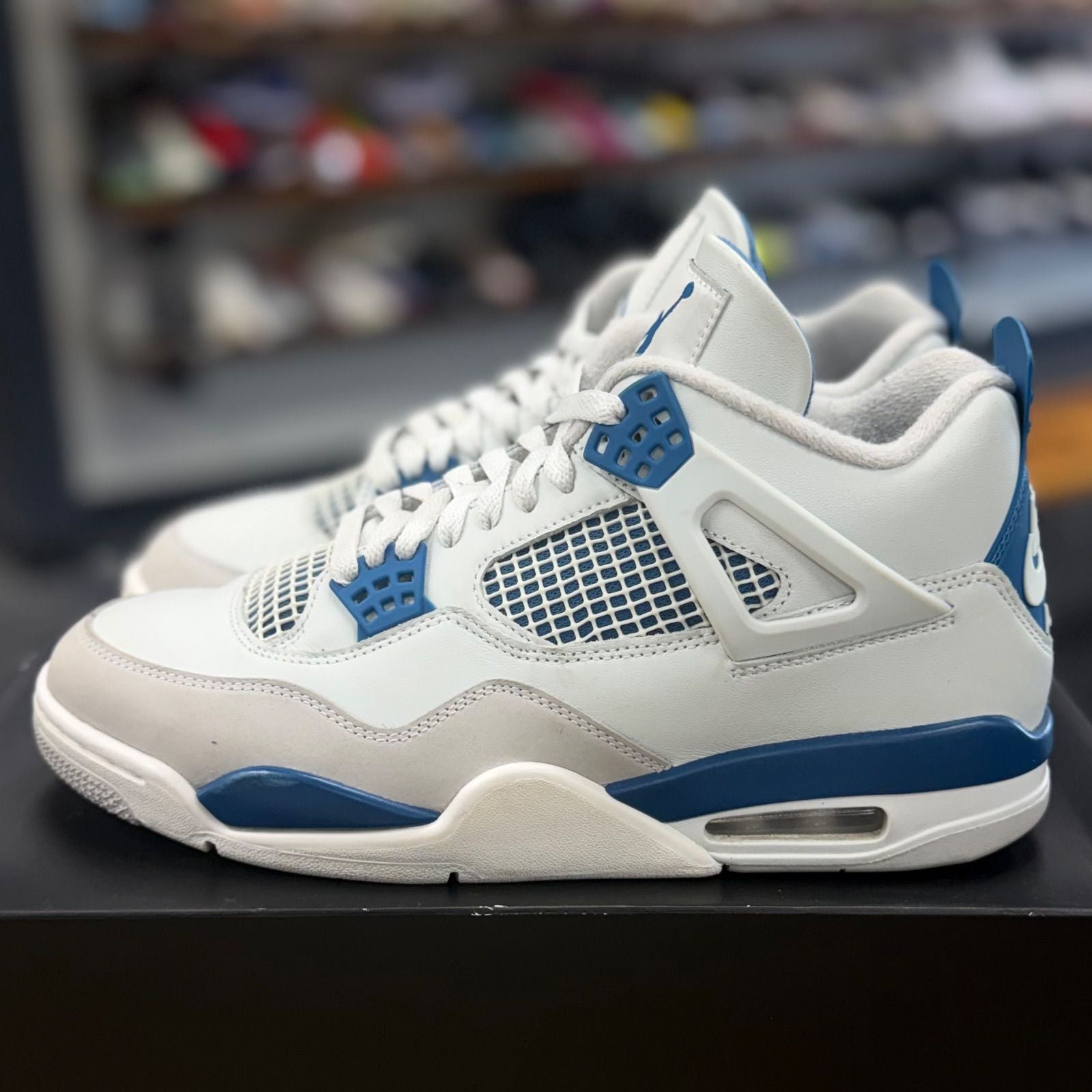 Jordan 4 Retro Military Blue (2024) - Preowned