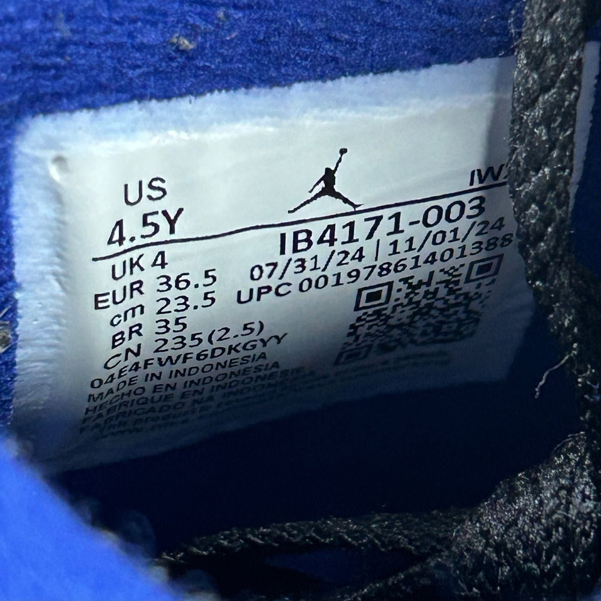 Jordan 4 Retro Rare Air (GS) - Preowned
