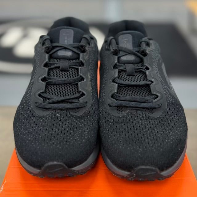 Nike Winflo 11 Black Anthracite - Preowned