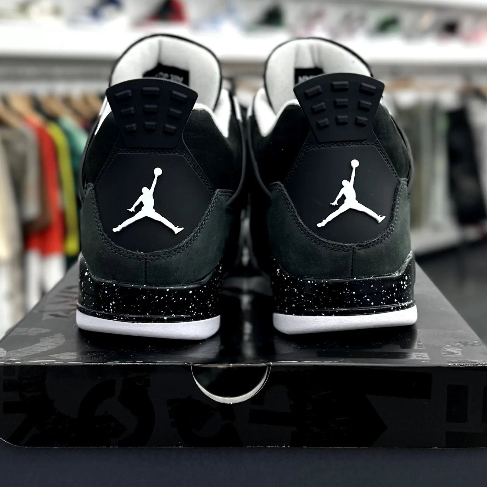 Jordan 4 Retro Fear (2024) - Preowned
