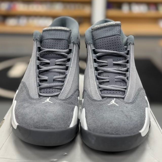 Jordan 14 Retro Flint Grey - Preowned