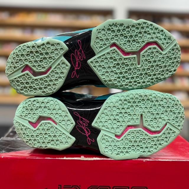 Nike LeBron 11 South Beach - Preowned