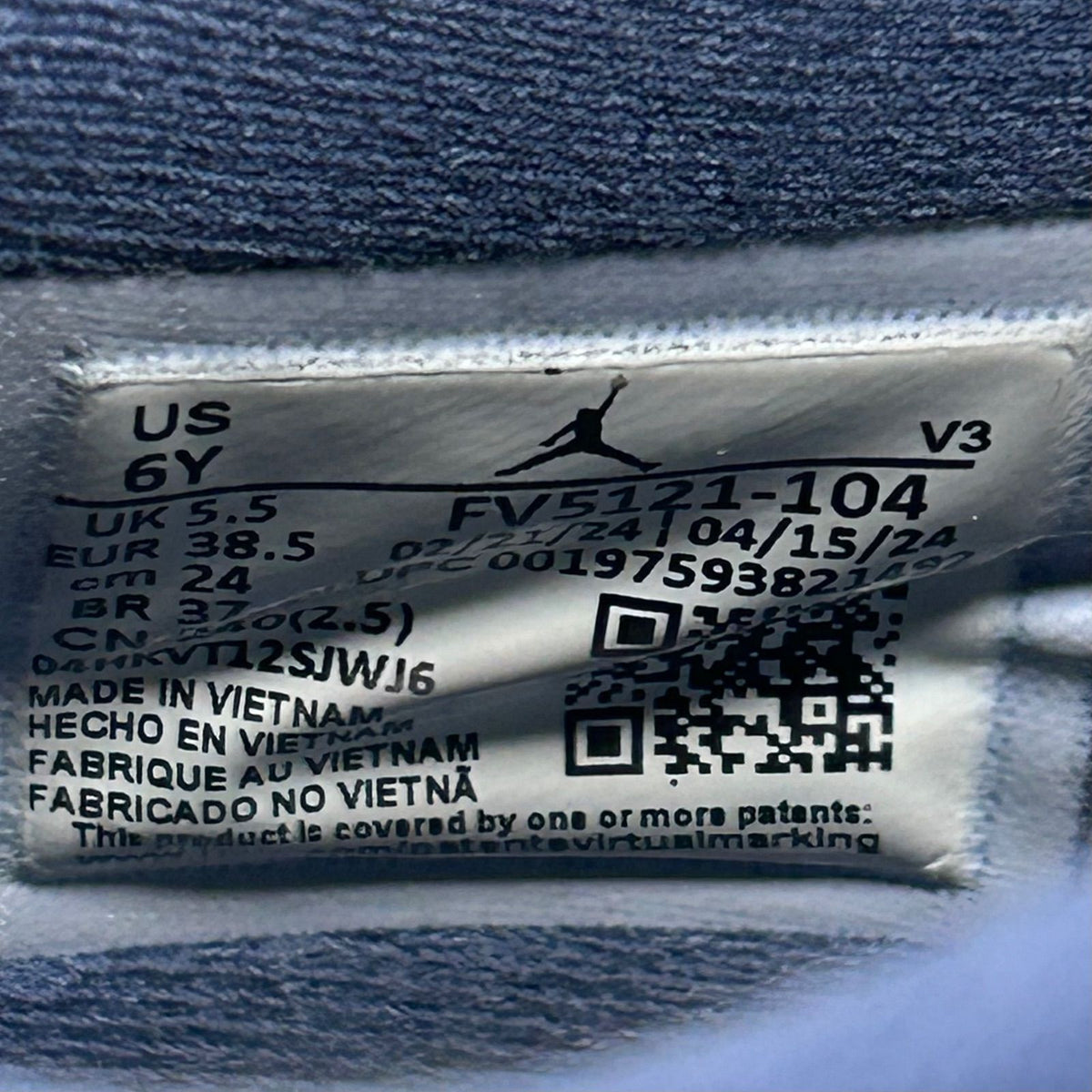 Jordan 11 Retro Low Diffused Blue (GS) - Preowned