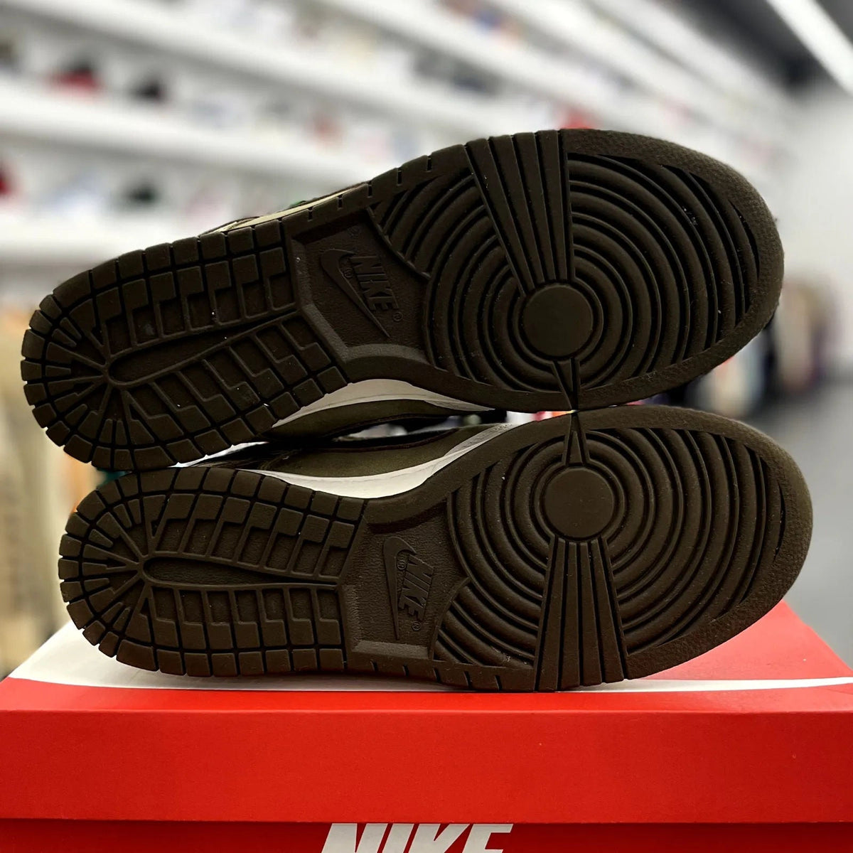 Nike Dunk Low Pegasus Pack Linen Phantom - Preowned