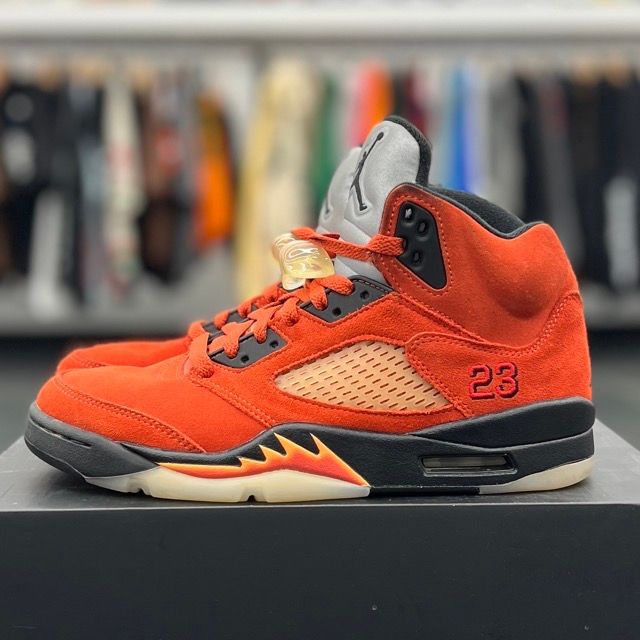Jordan 5 Retro Dunk on Mars (Women's) - Preowned