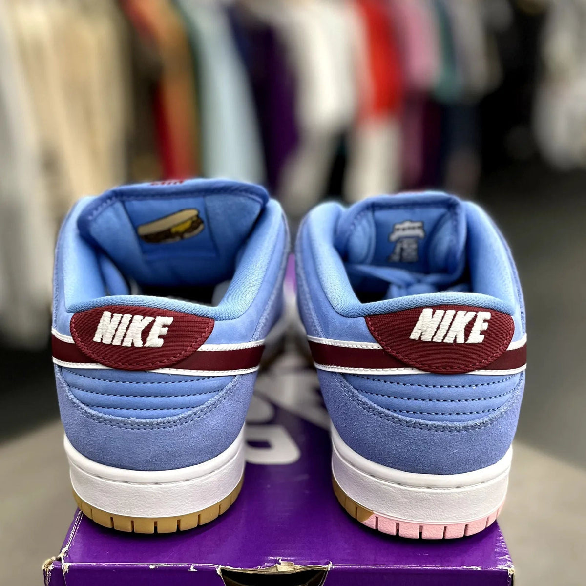 Nike SB Dunk Low Philadelphia Phillies - Preowned