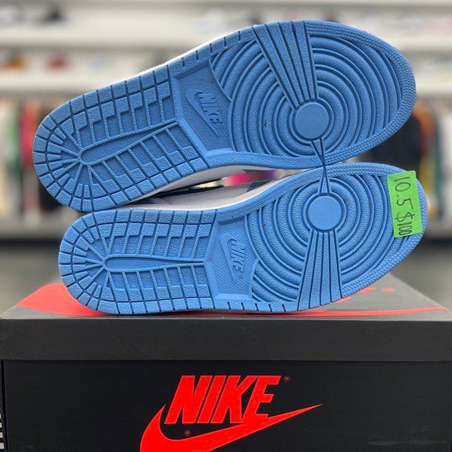 Jordan 1 Retro High OG University Blue - Preowned