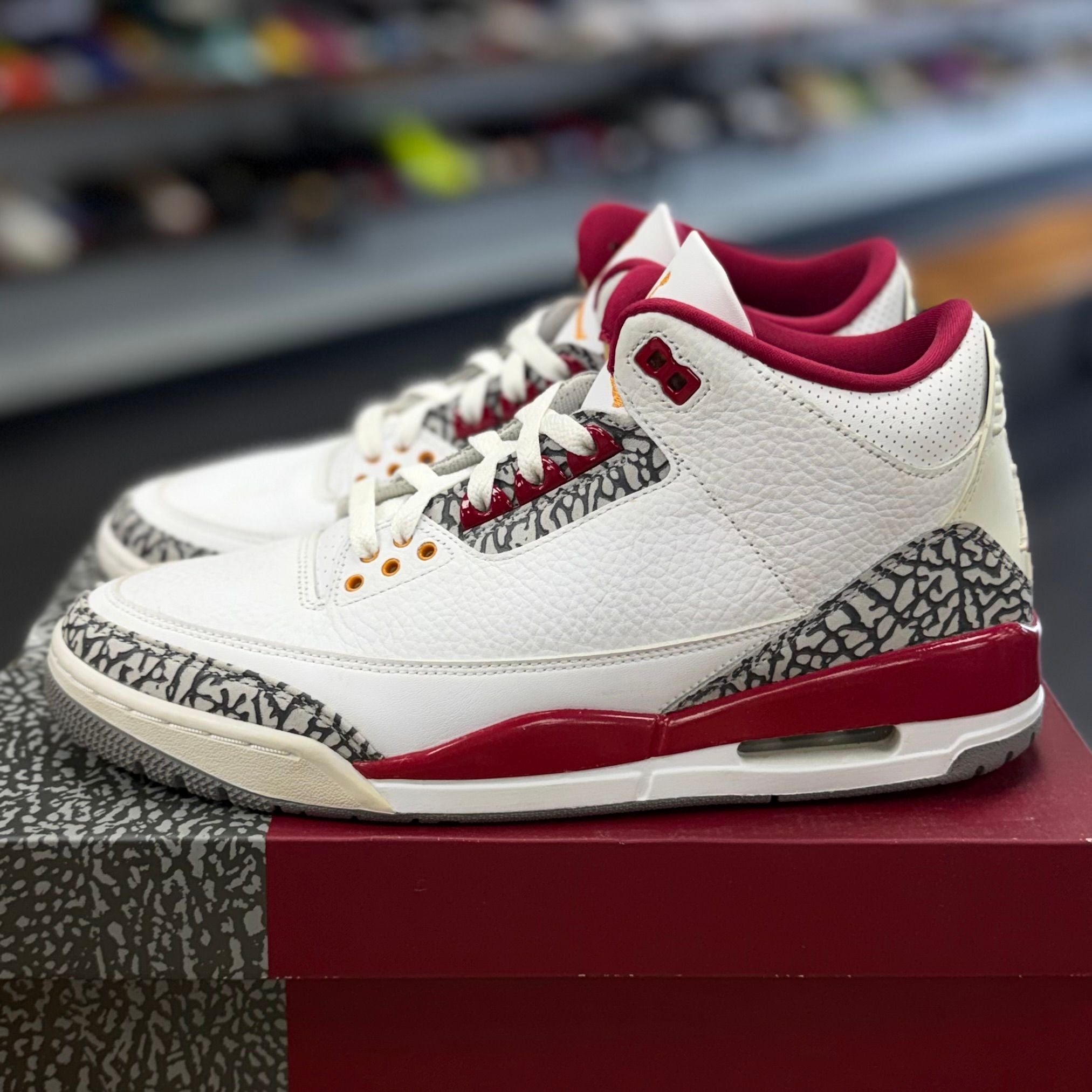 Jordan 3 Retro Cardinal Red - Preowned