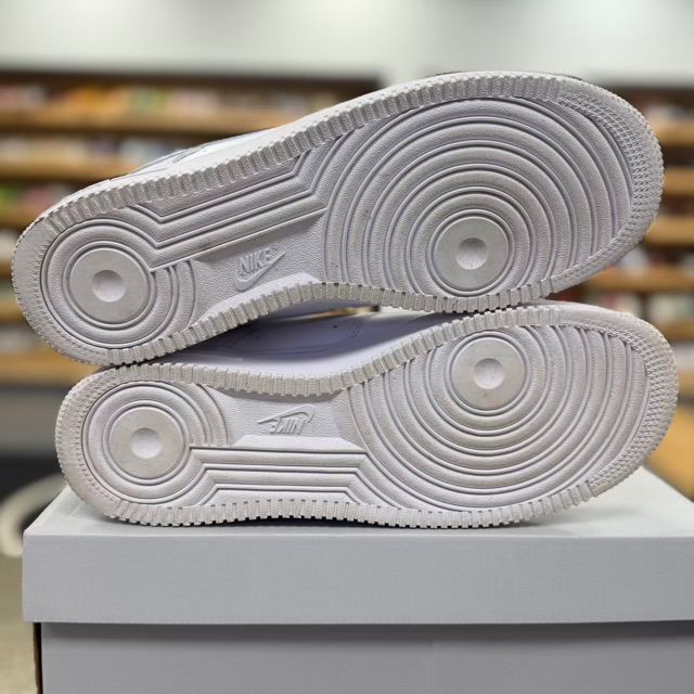 Nike Air Force 1 Low '07 White - Preowned