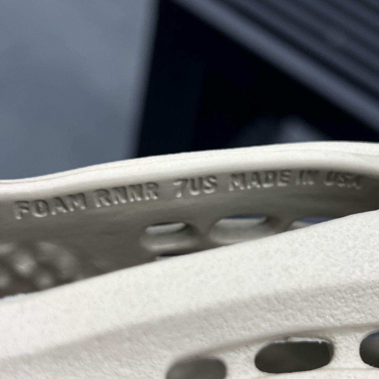 adidas Yeezy Foam RNR Stone Salt - Preowned