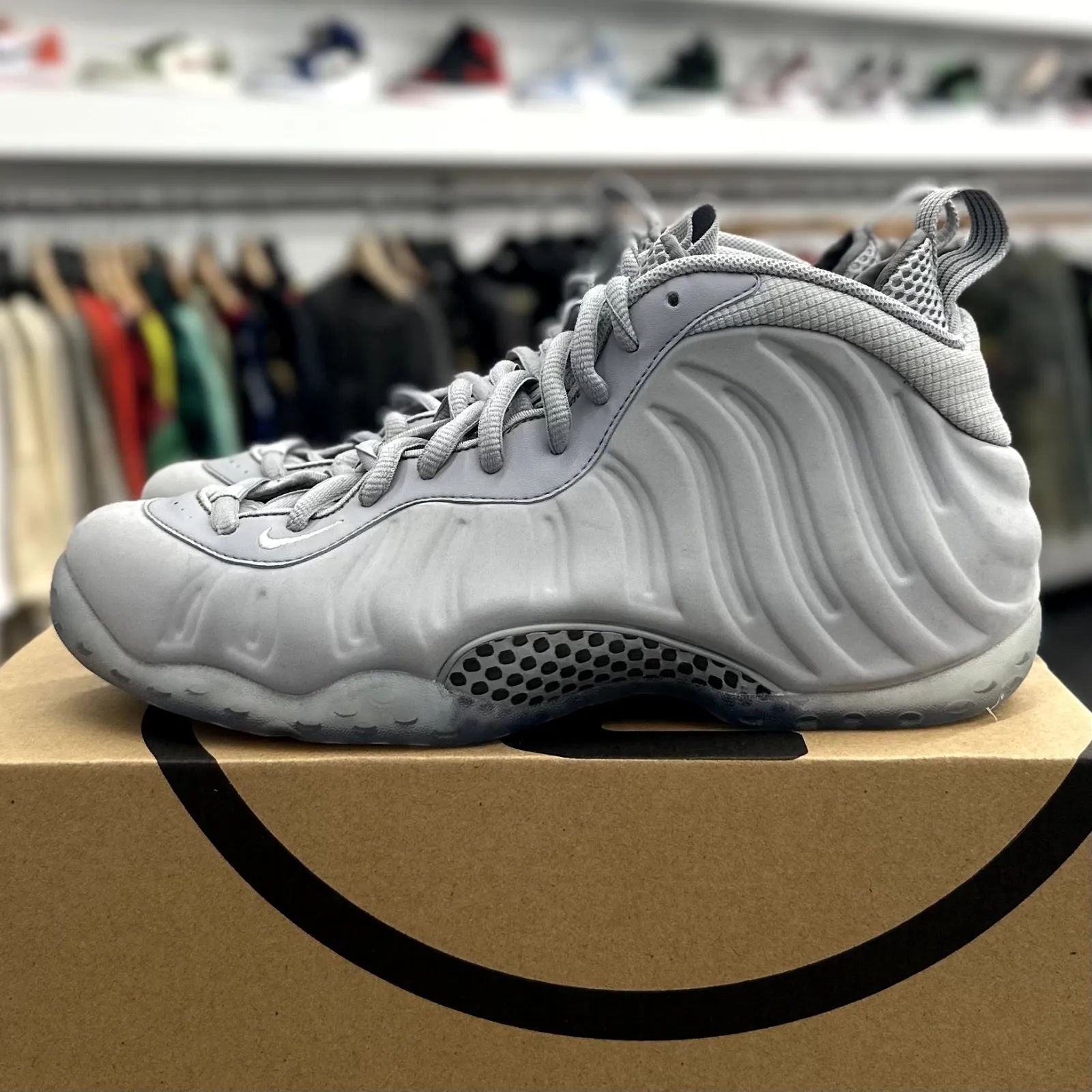 Nike Air Foamposite One Wolf Grey Suede - Preowned