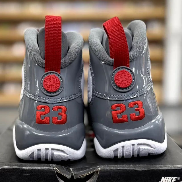 Jordan 9 Retro Fire Red (GS) - Preowned