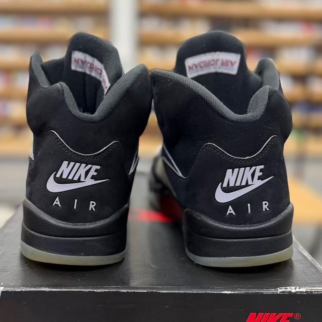 Jordan 5 Retro OG Black Metallic Reimagined - Preowned
