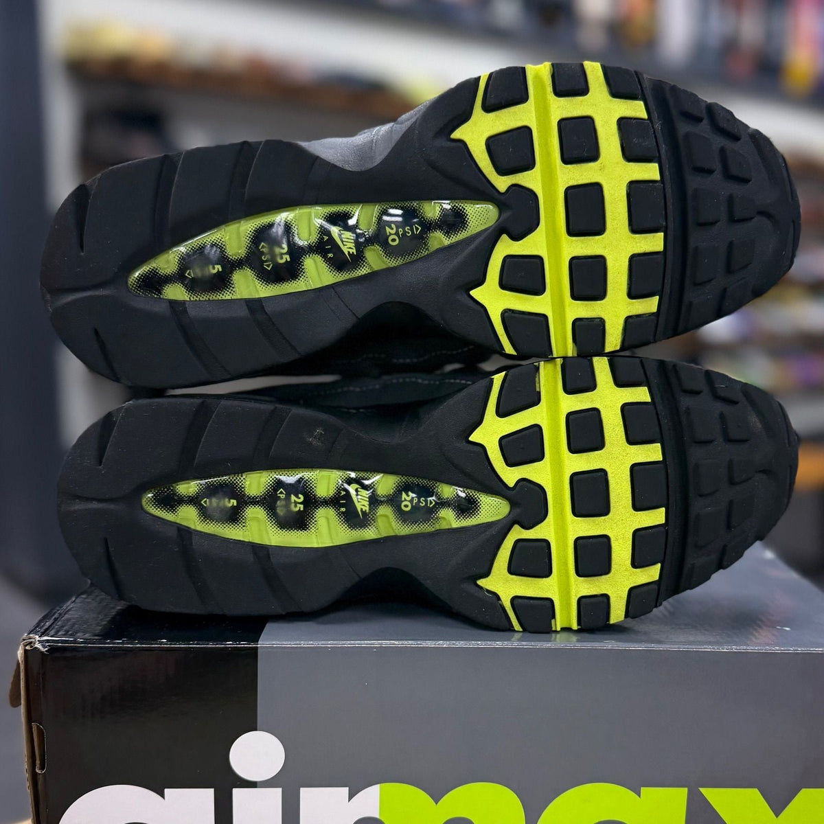 Nike Air Max 95 OG Big Bubble Neon (2025/2026) - Preowned