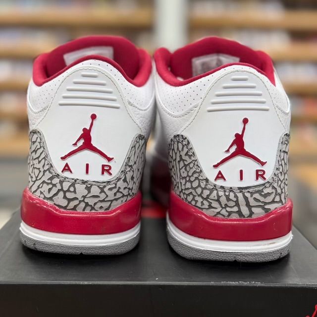 Jordan 3 Retro Cardinal (GS) - Preowned