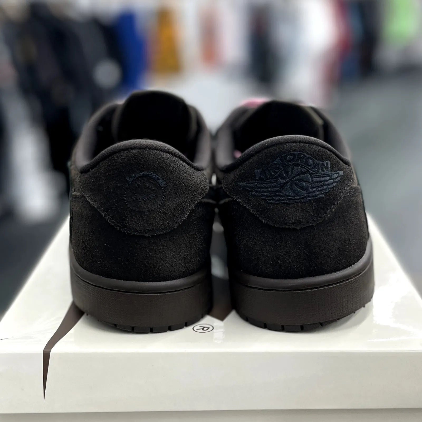 Jordan 1 Retro Low OG SP Travis Scott Velvet Brown - Preowned