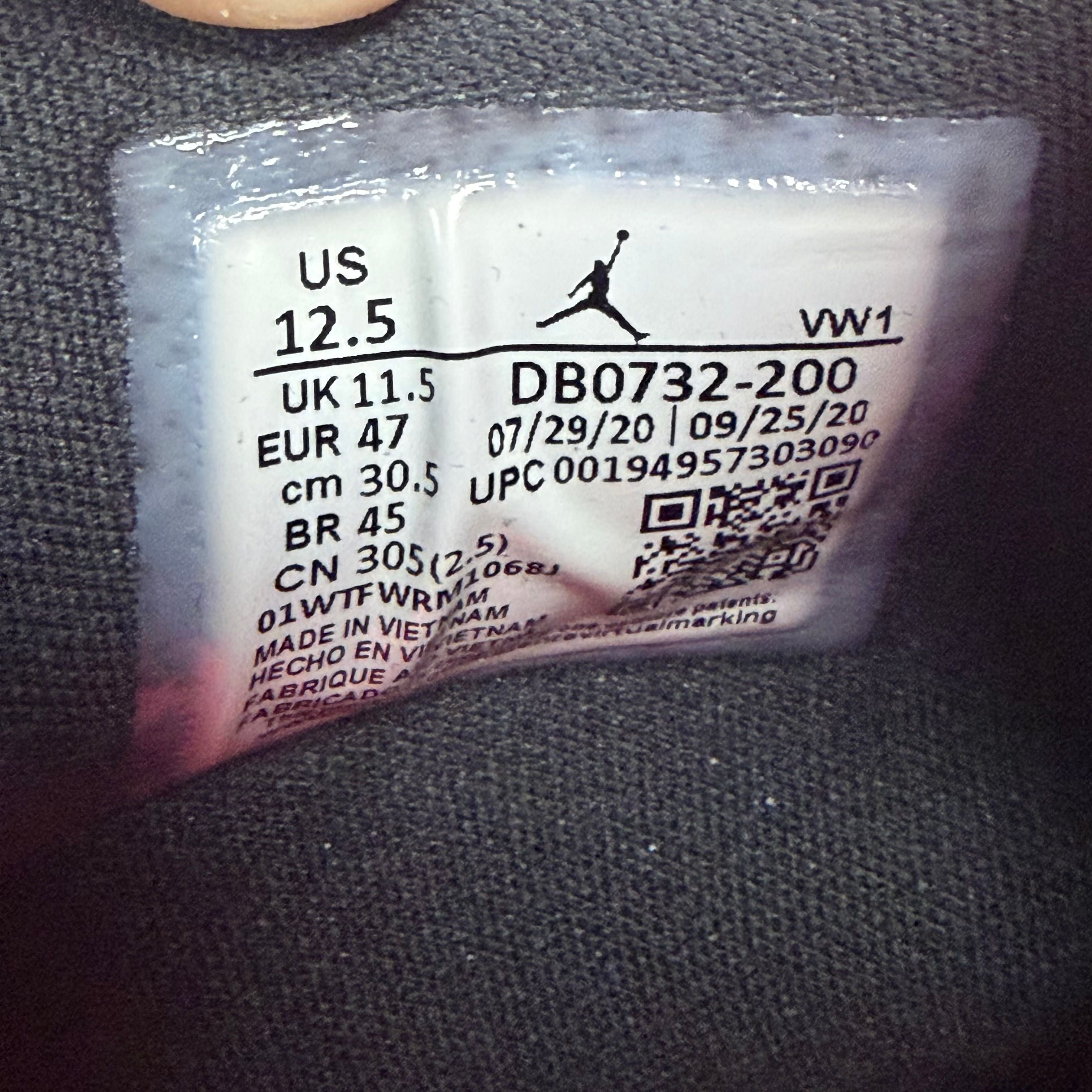 Jordan 4 Retro Taupe Haze - Preowned