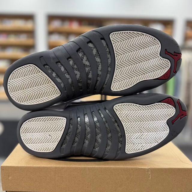 Jordan 12 Retro White Dark Grey - Preowned