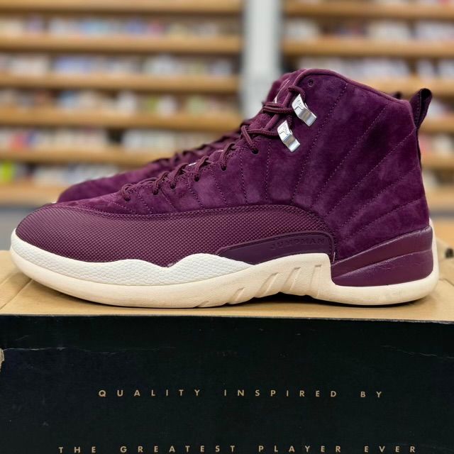 Jordan 12 Retro Bordeaux - Preowned