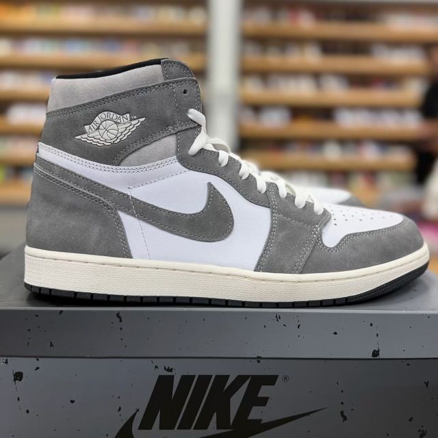 Jordan 1 Retro High OG Washed Black - Preowned