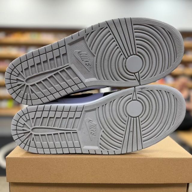 Jordan 1 Mid Barons - Preowned