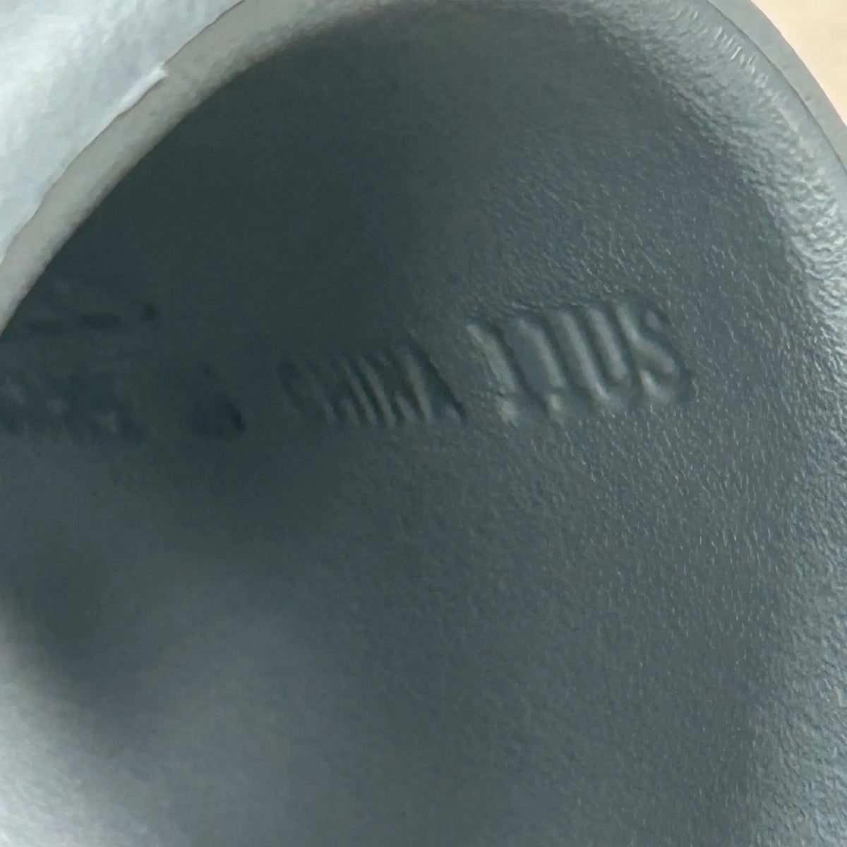 adidas Yeezy Slide Salt - Preowned