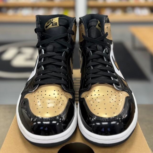 Jordan 1 Retro High Golf Patent Gold Toe - Preowned
