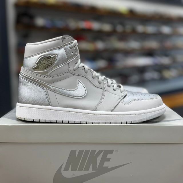 Jordan 1 Retro High CO Japan Neutral Grey - Preowned