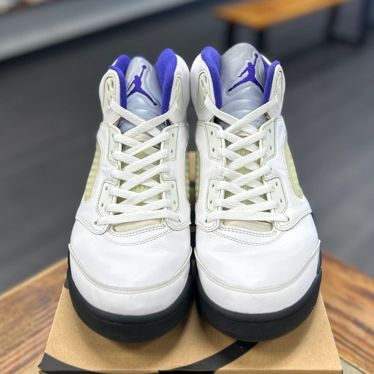 Jordan 5 Retro Dark Concord - Preowned