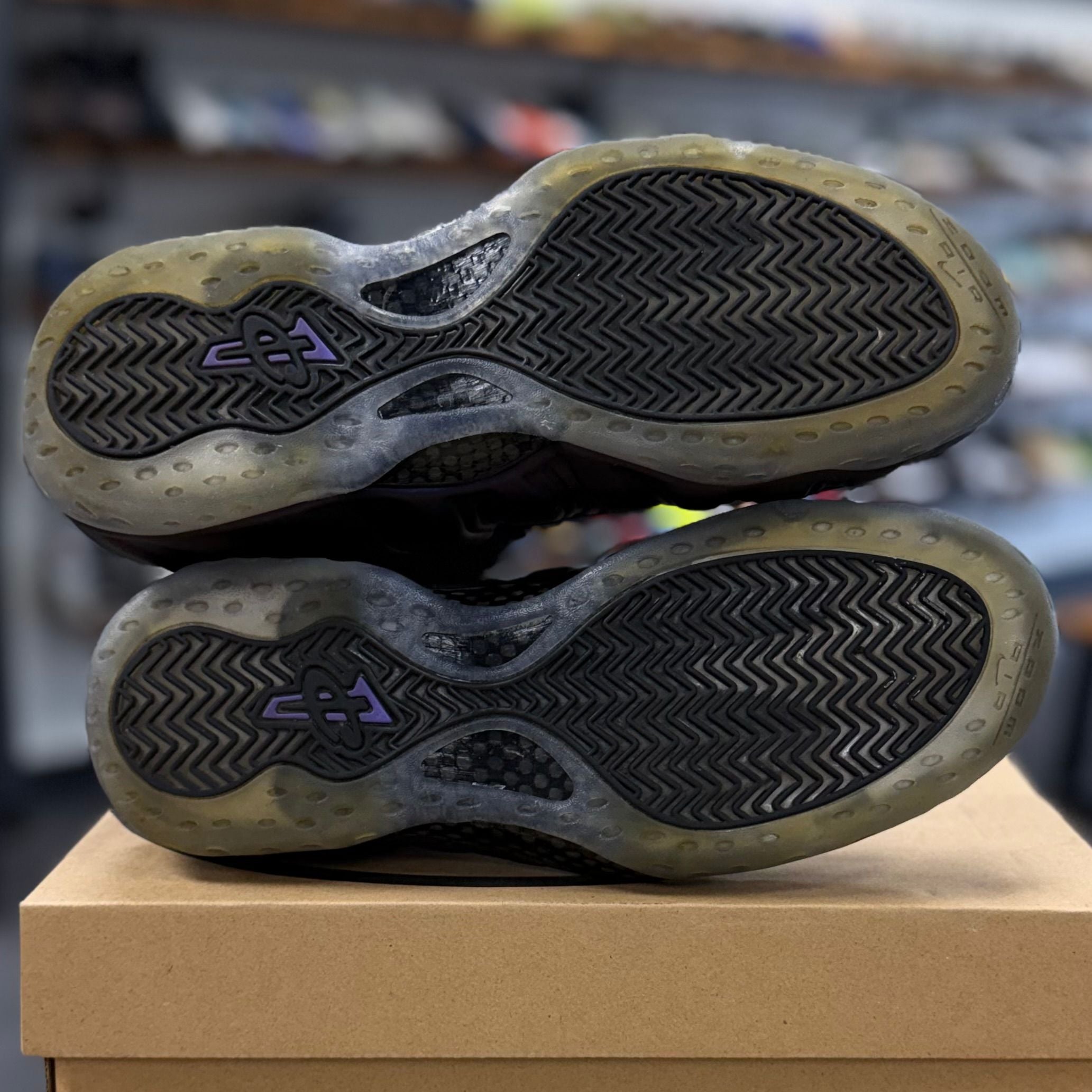 Nike Air Foamposite One Eggplant (2017) - Preowned
