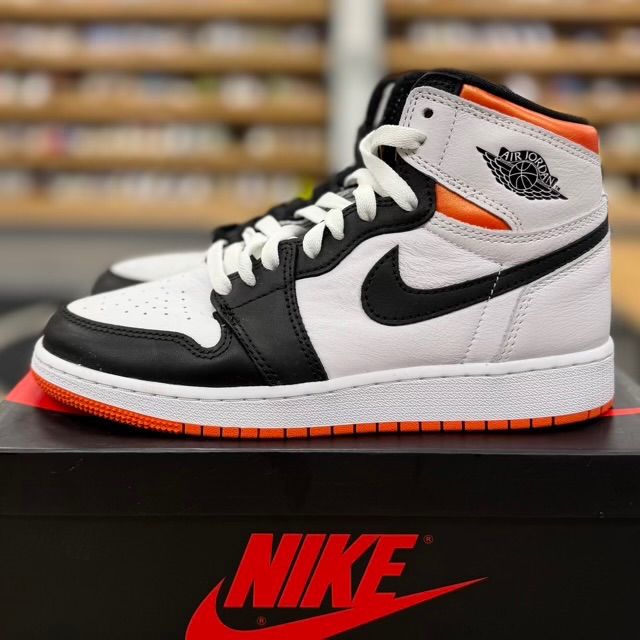 Jordan 1 Retro High Electro Orange - Preowned