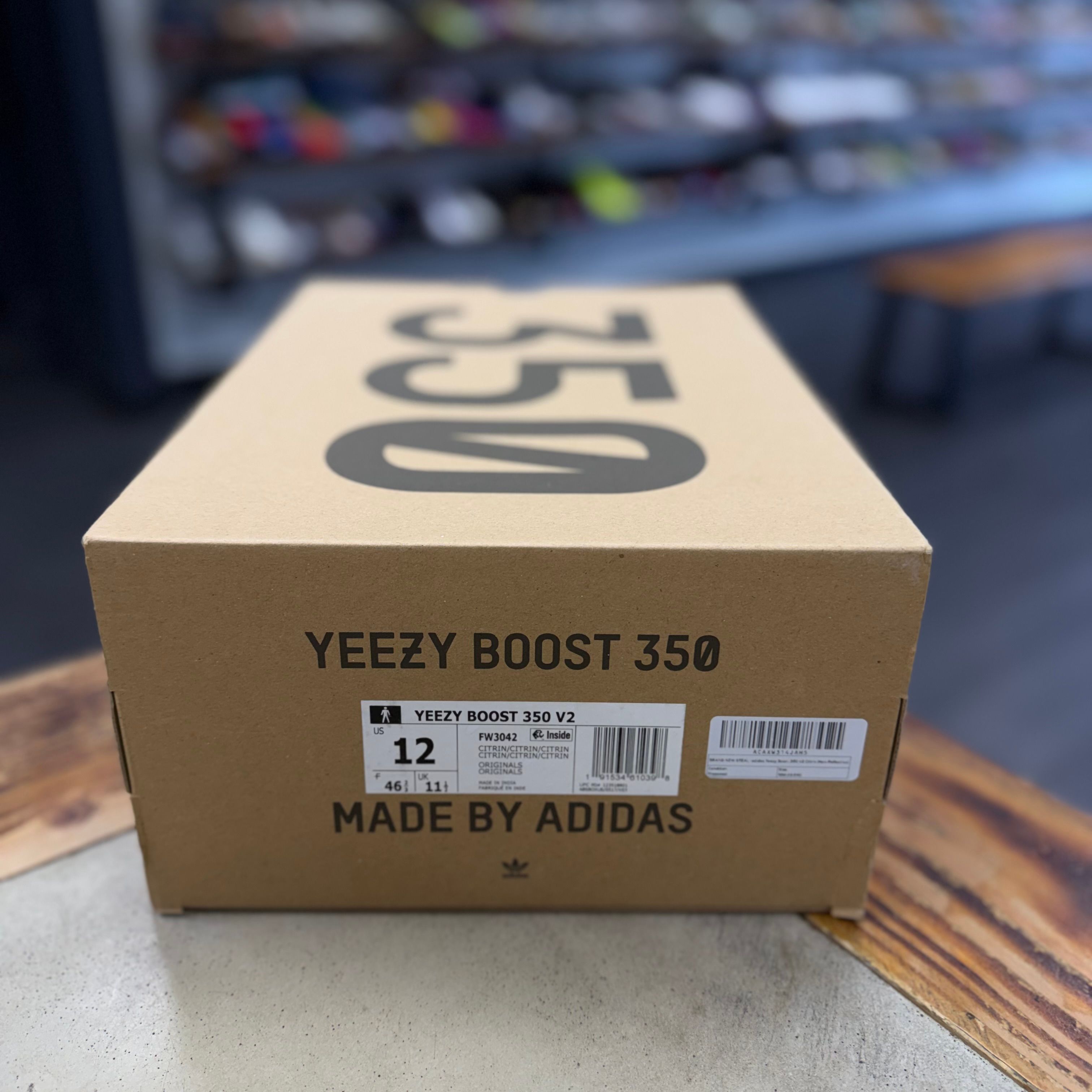 BRAND NEW STEAL - adidas Yeezy Boost 350 V2 Citrin (Non-Reflective)
