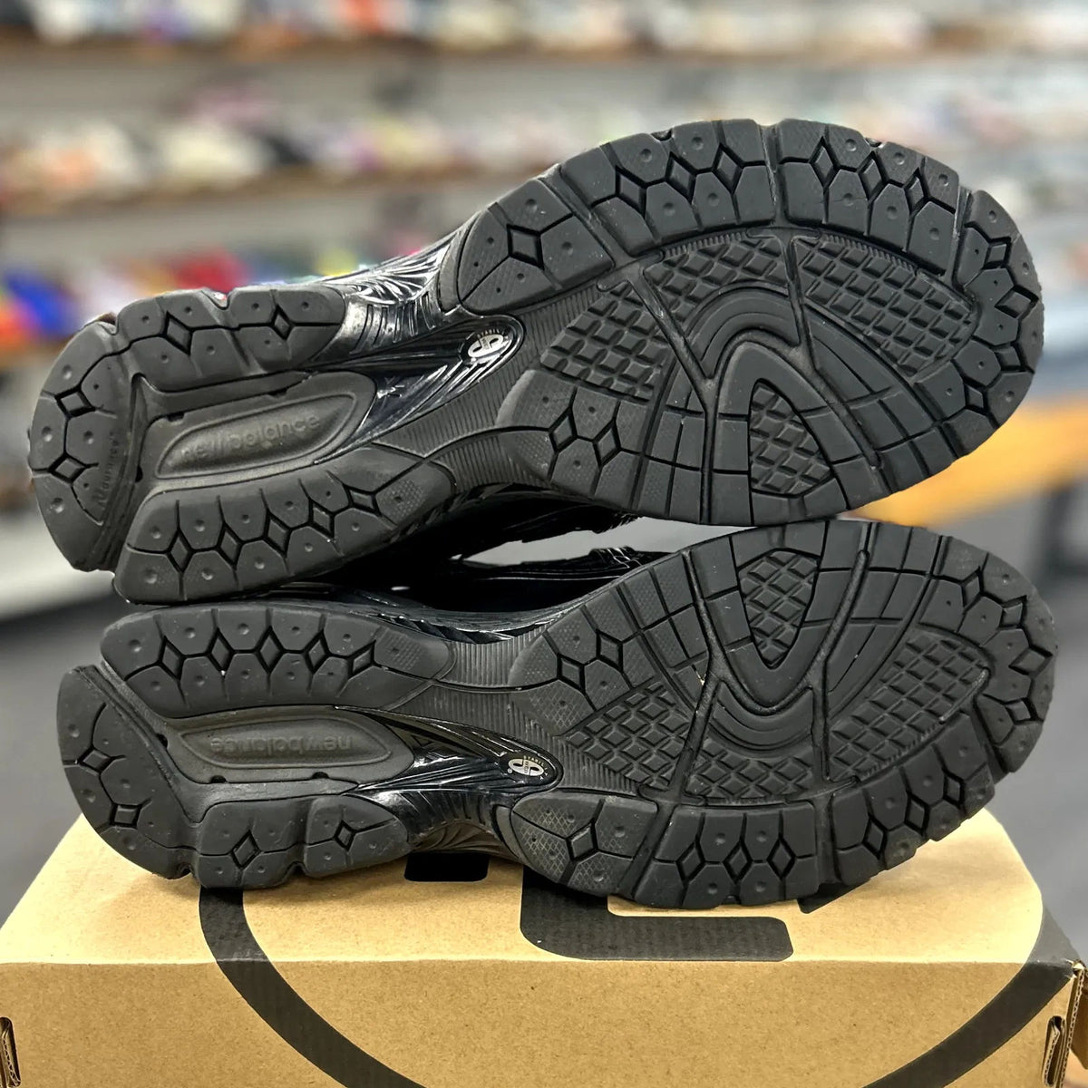 New Balance 1906R Black Silver - Preowned