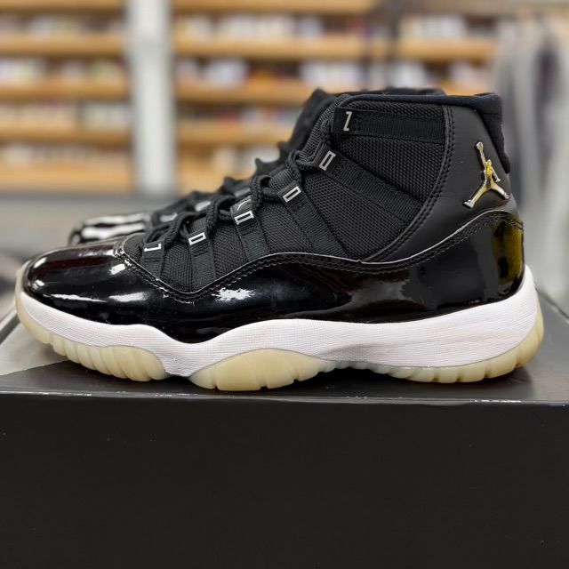 Jordan 11 Retro Jubilee 25th Anniversary - Preowned