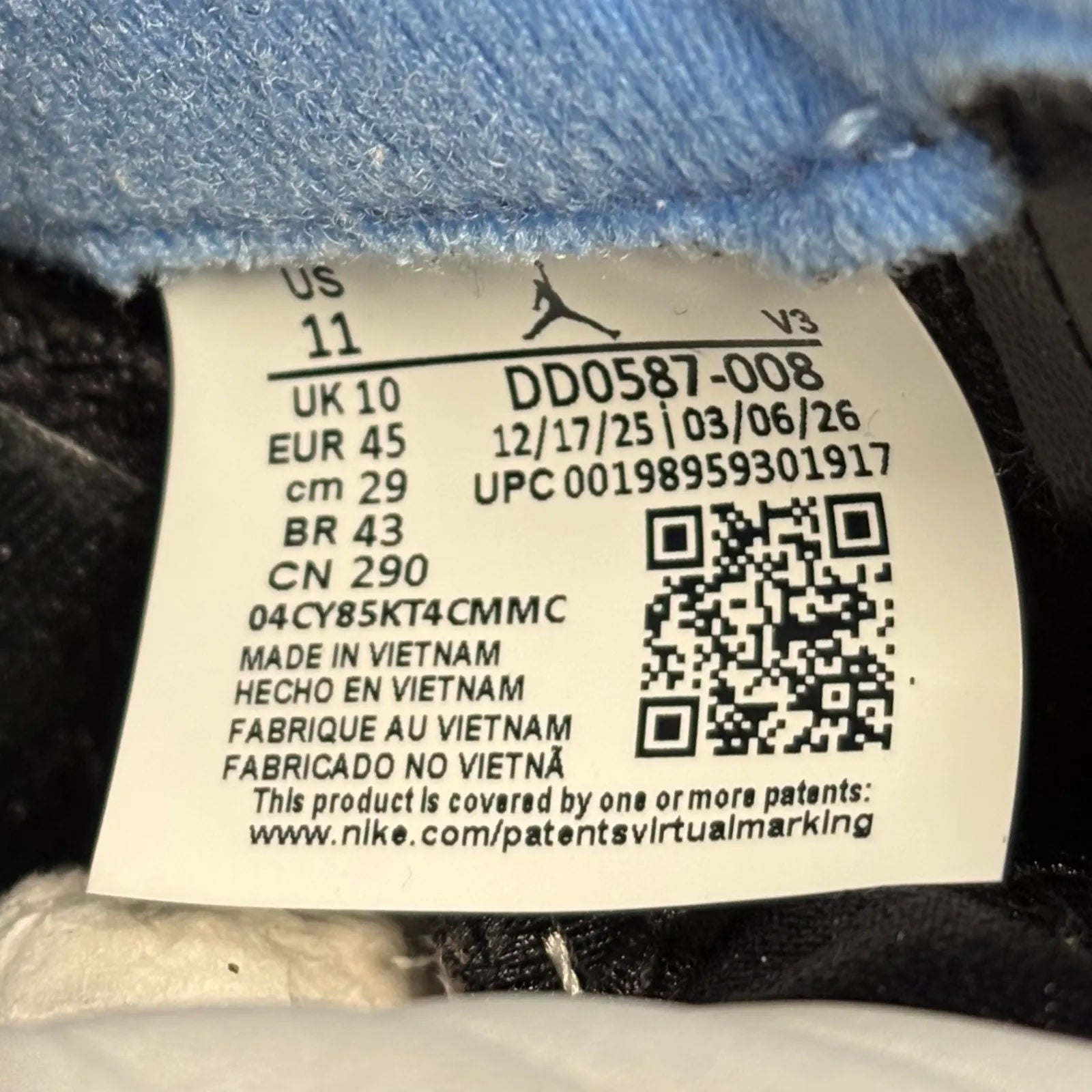 Jordan 5 Retro Black University Blue (2026) - Preowned