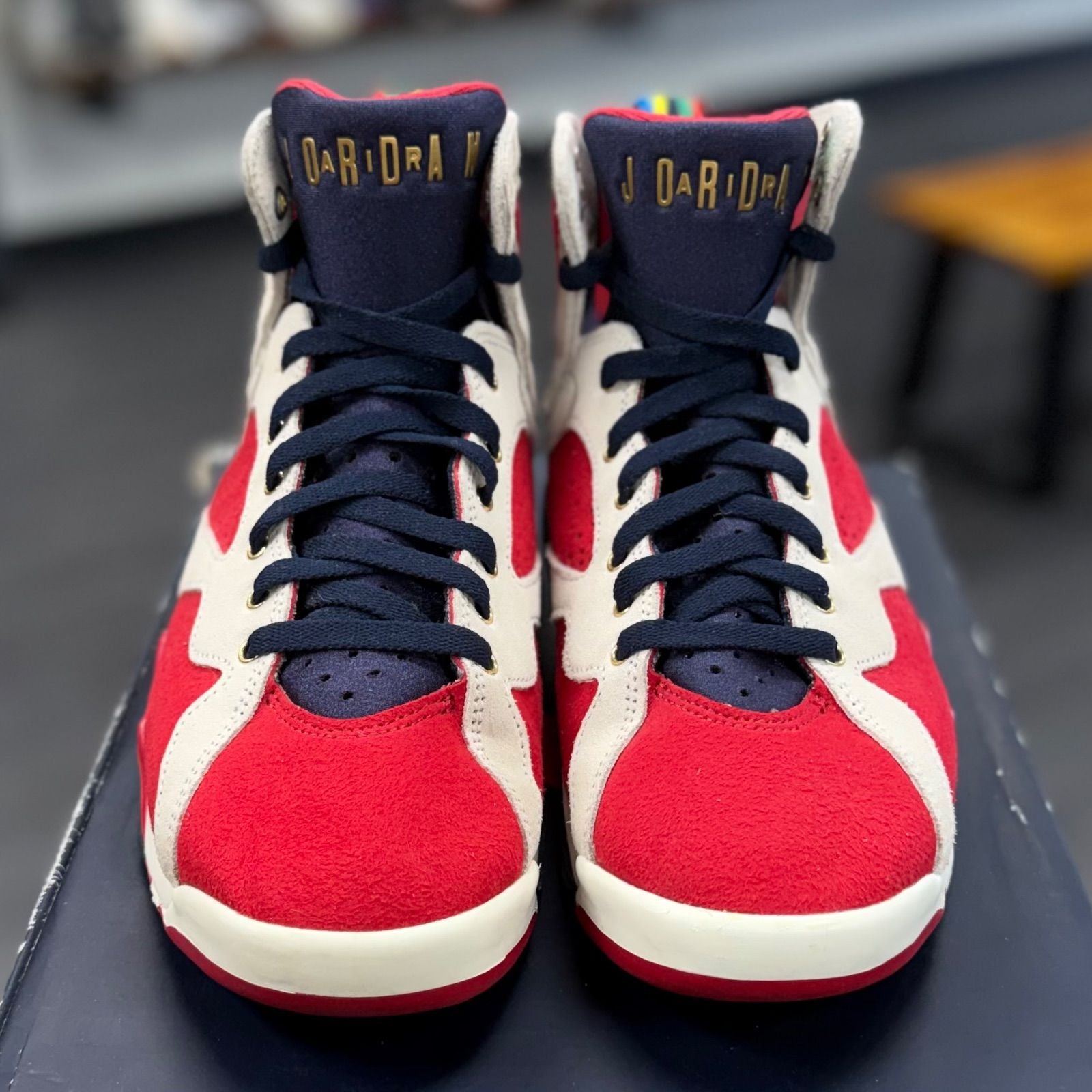 Jordan 7 Retro Trophy Room New Sheriff in Town - Preowned