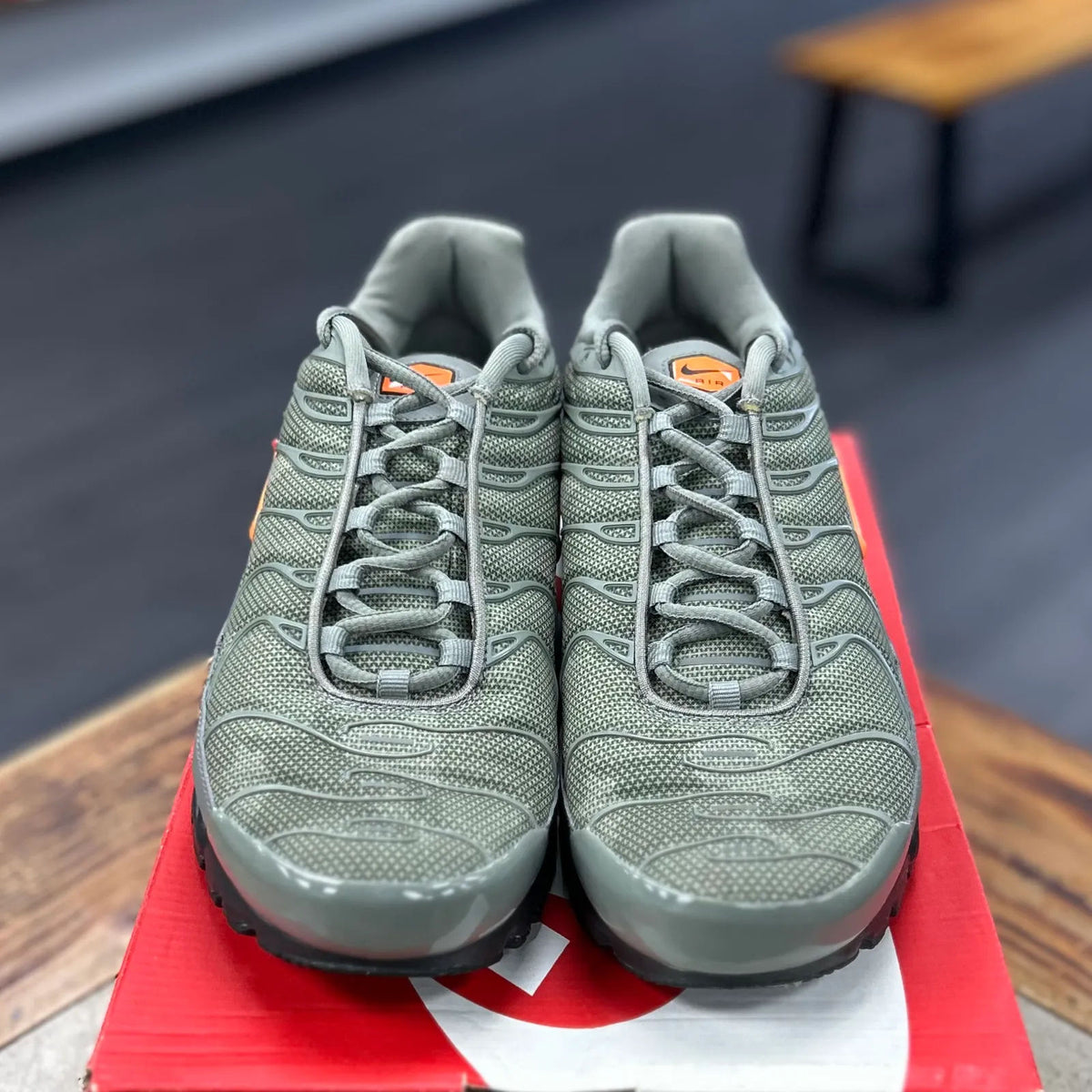 Nike Air Max Plus Dark Stucco - Preowned