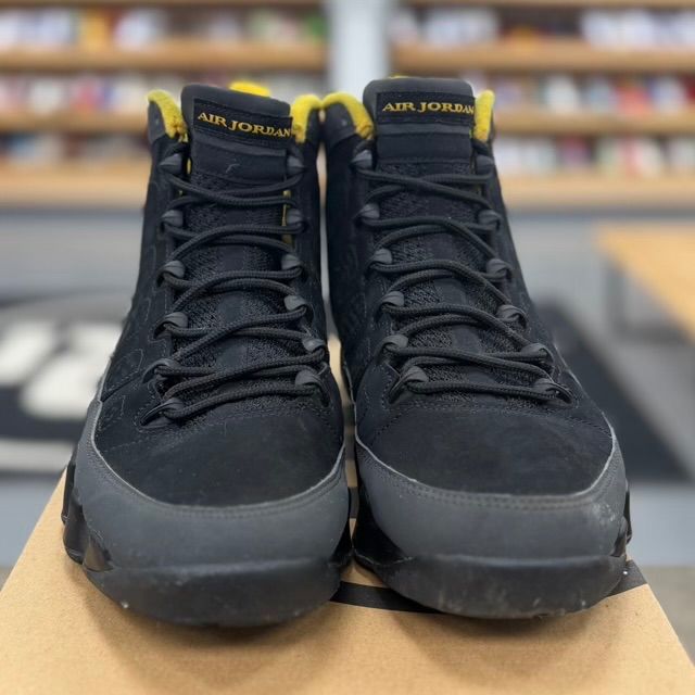 Jordan 9 Retro Dark Charcoal University Gold - Preowned