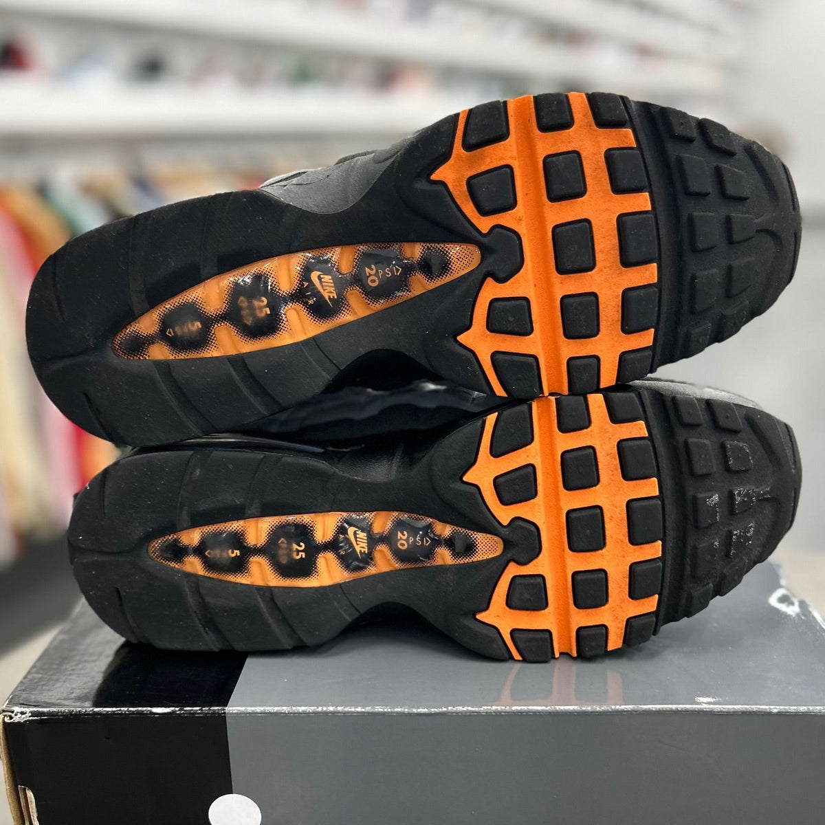 Nike Air Max 95 OG Big Bubble Bright Mandarin (2025) - Preowned