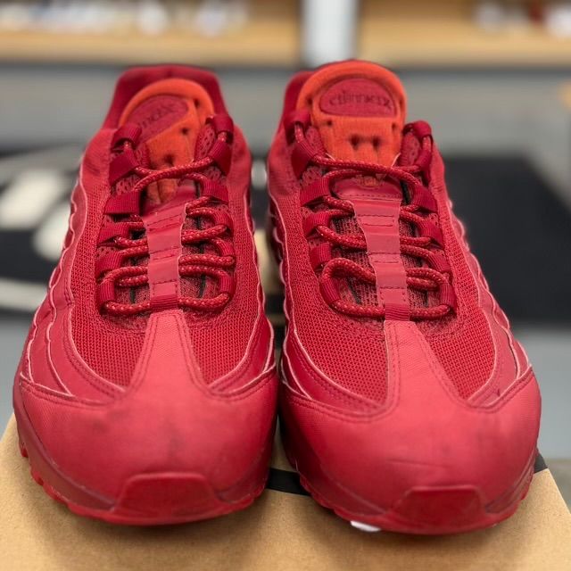 Nike Air Max 95 Triple Red - Preowned