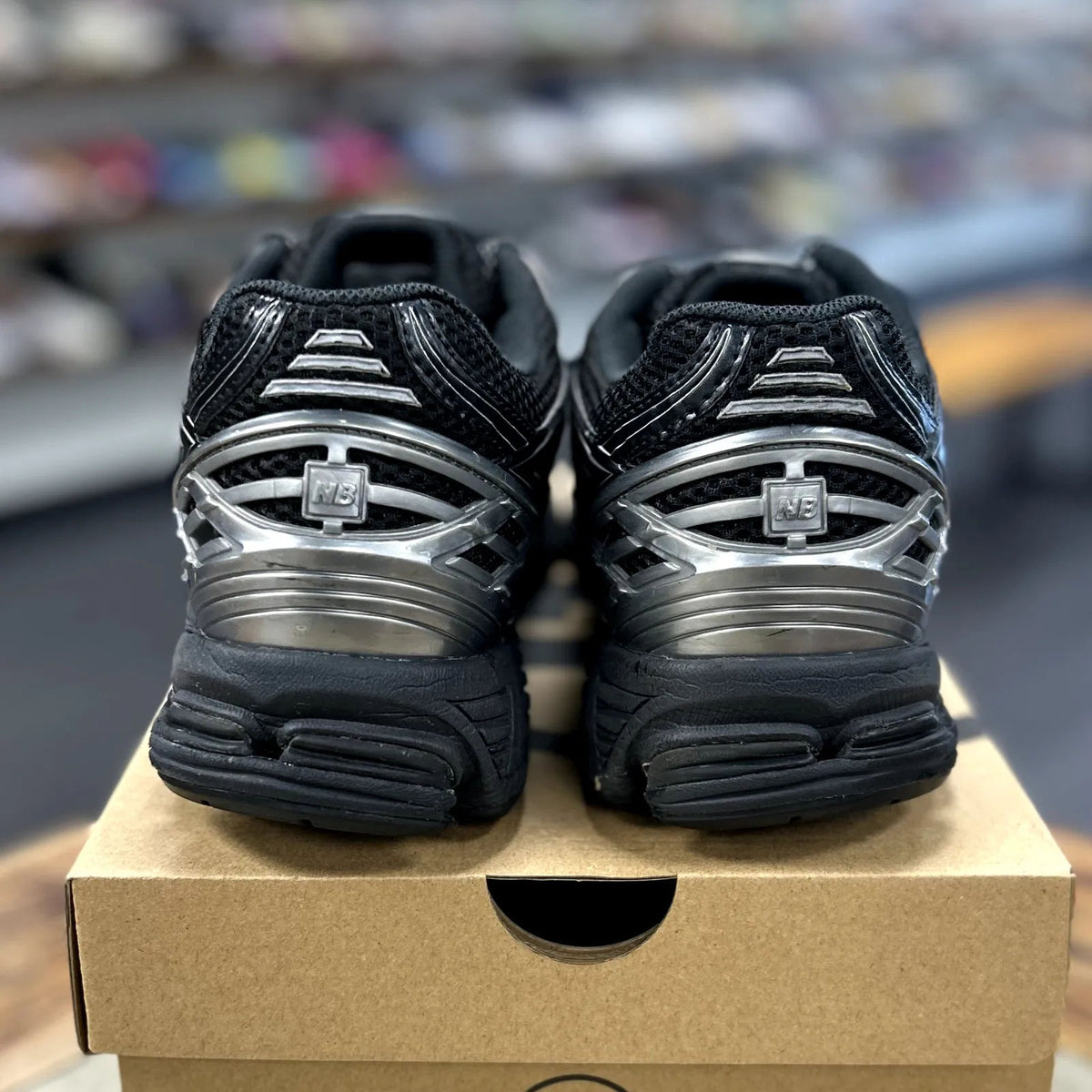 New Balance 1906R Black Silver - Preowned
