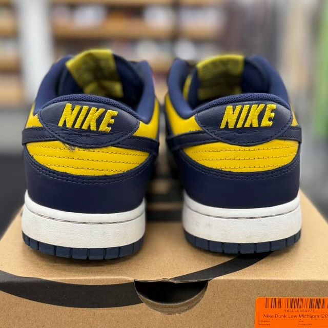 Nike Dunk Low Michigan (2021) - Preowned