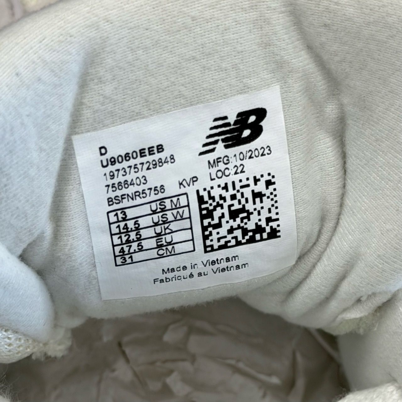 New Balance 9060 Moonrock Linen - Preowned