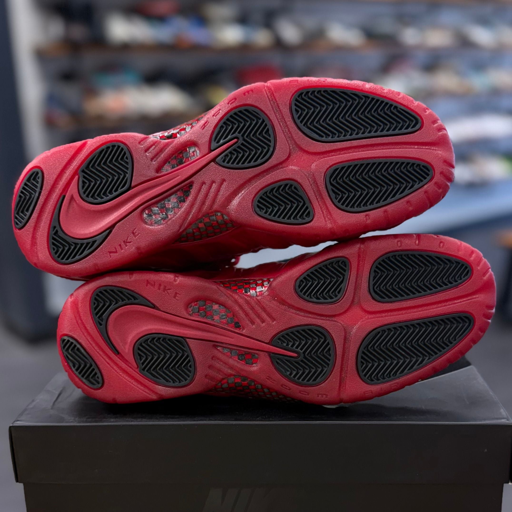 BRAND NEW STEAL - Nike Air Foamposite Pro Red October