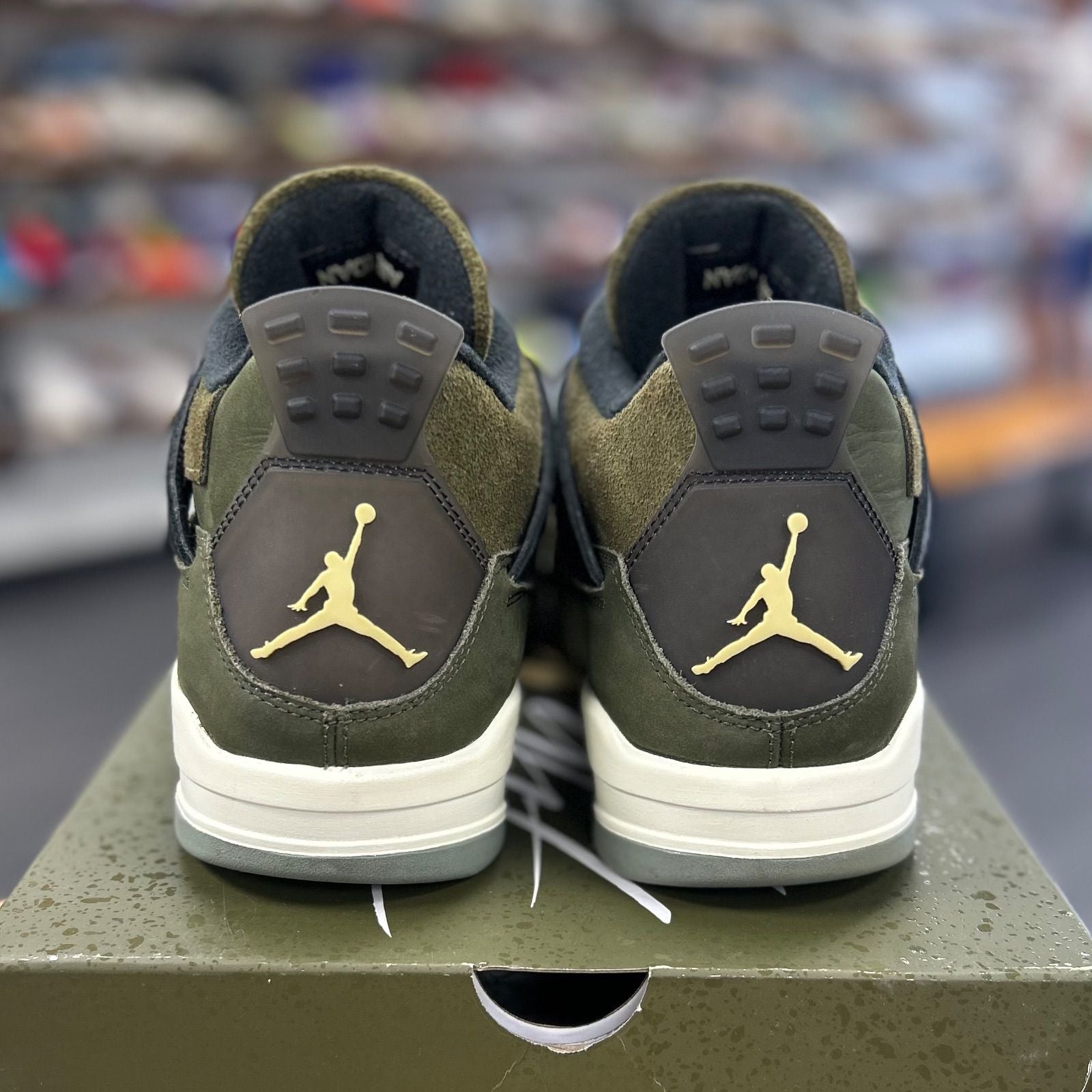 Jordan 4 Retro SE Craft Medium Olive - Preowned