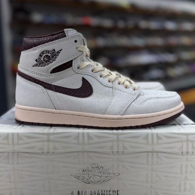 Jordan 1 Retro High OG A Ma Maniére - Preowned