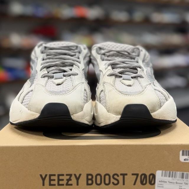 adidas Yeezy Boost 700 V2 Static - Preowned