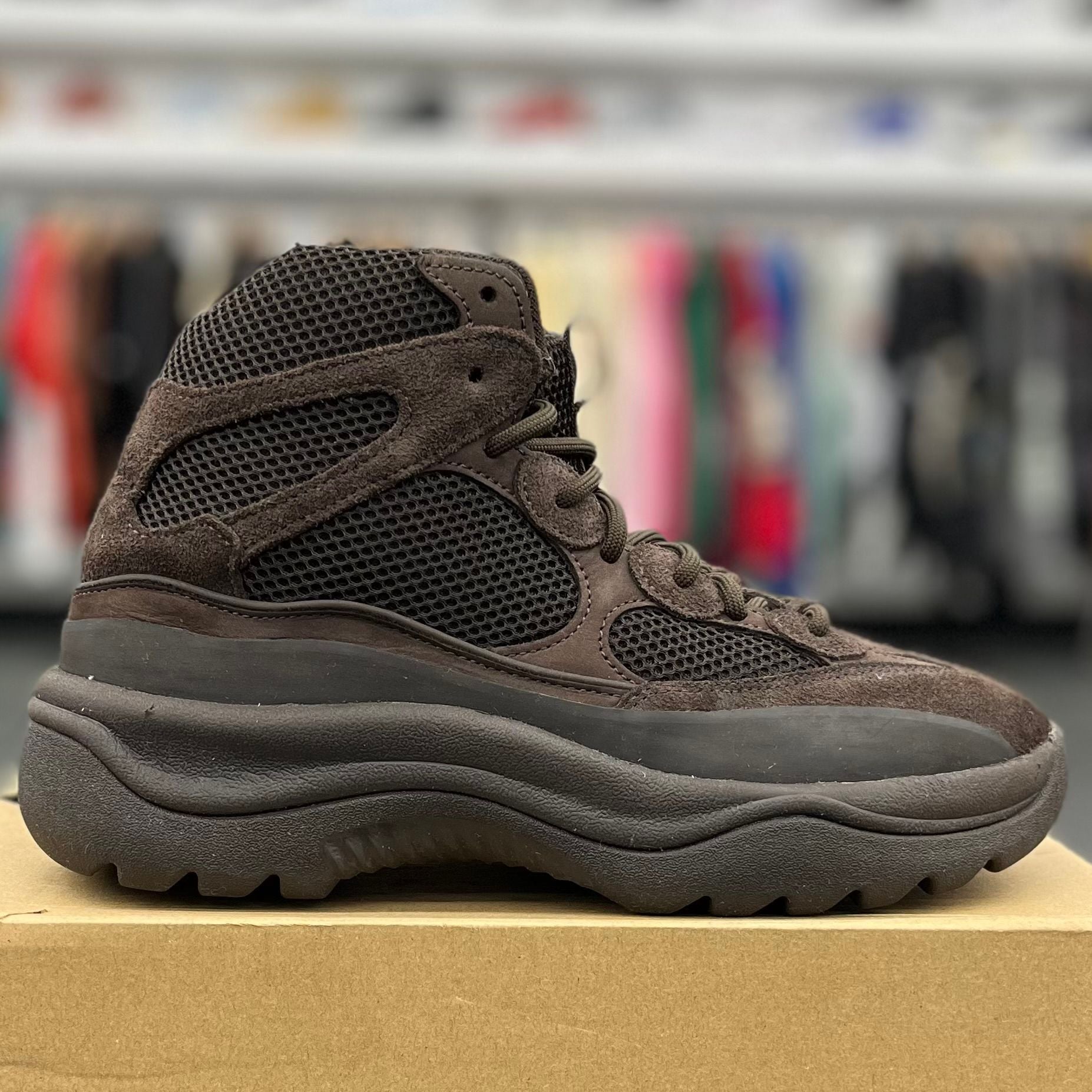 adidas Yeezy Desert Boot Oil - Preowned